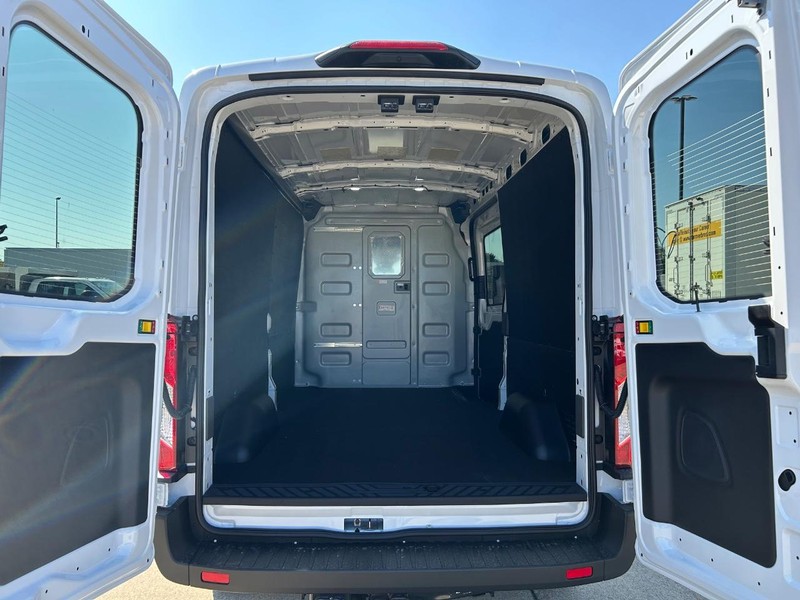 Ford Transit Cargo Van Vehicle Full-screen Gallery Image 13