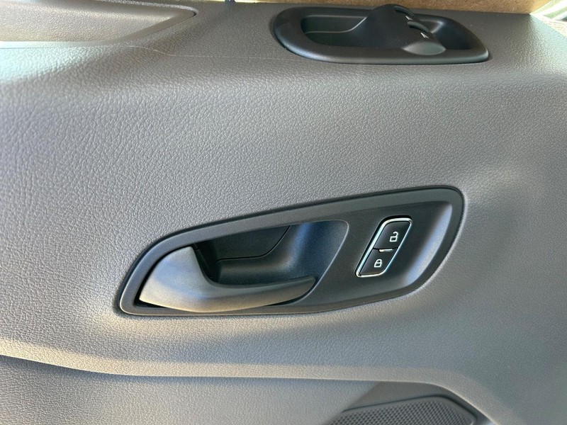 Ford Transit Cargo Van Vehicle Full-screen Gallery Image 4