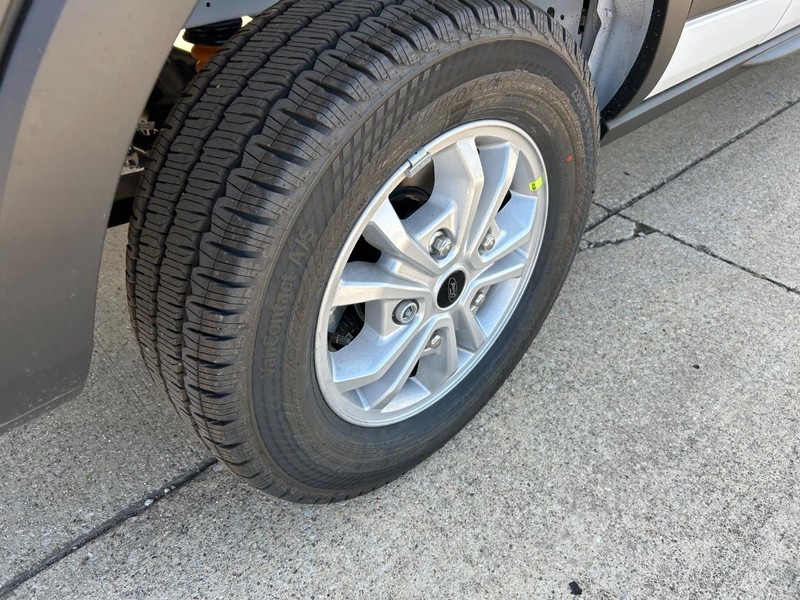 Ford Transit Cargo Van Vehicle Full-screen Gallery Image 14