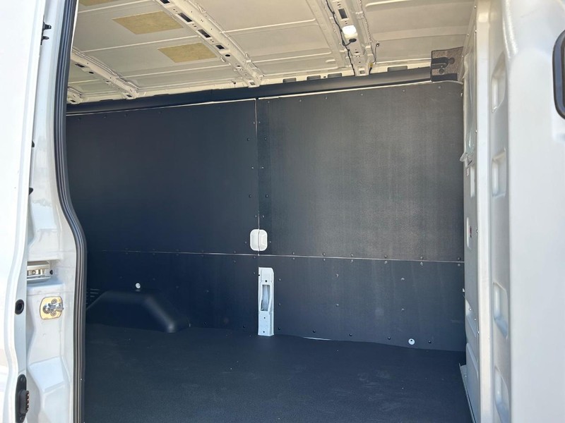 Ford Transit Cargo Van Vehicle Full-screen Gallery Image 9