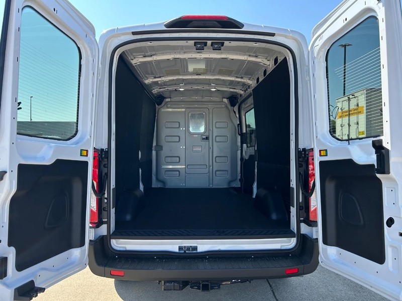 Ford Transit Cargo Van Vehicle Full-screen Gallery Image 13