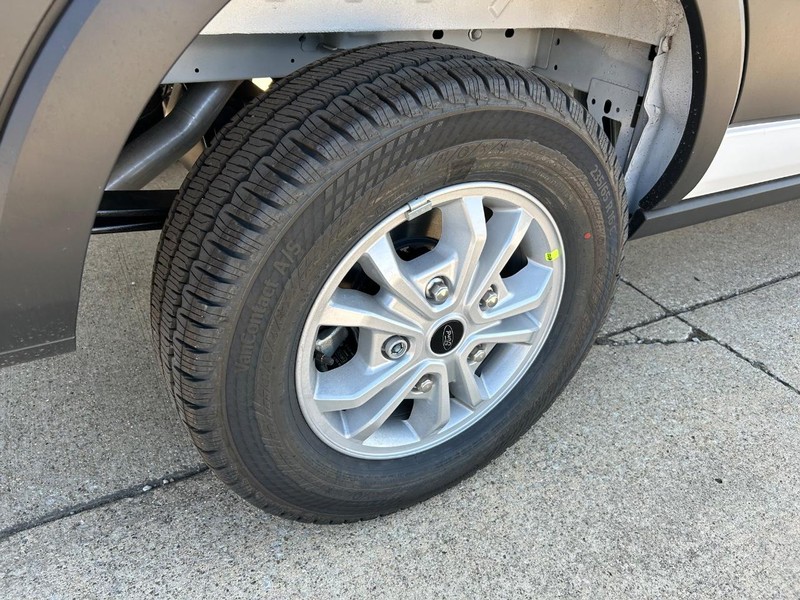 Ford Transit Cargo Van Vehicle Full-screen Gallery Image 14