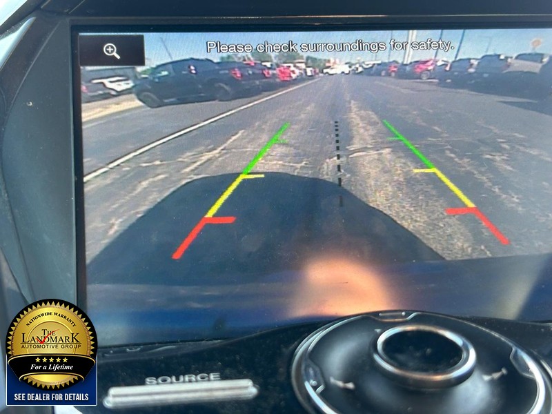 Ford Escape Vehicle Full-screen Gallery Image 13