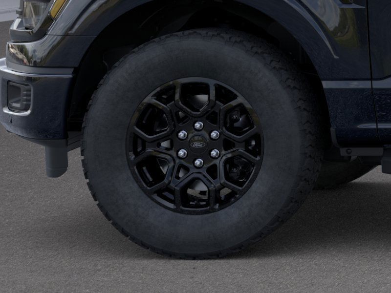 Ford F-150 Vehicle Full-screen Gallery Image 19