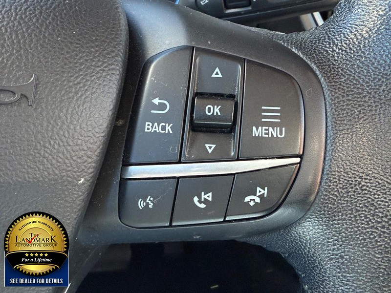 Ford Bronco Sport Vehicle Full-screen Gallery Image 11