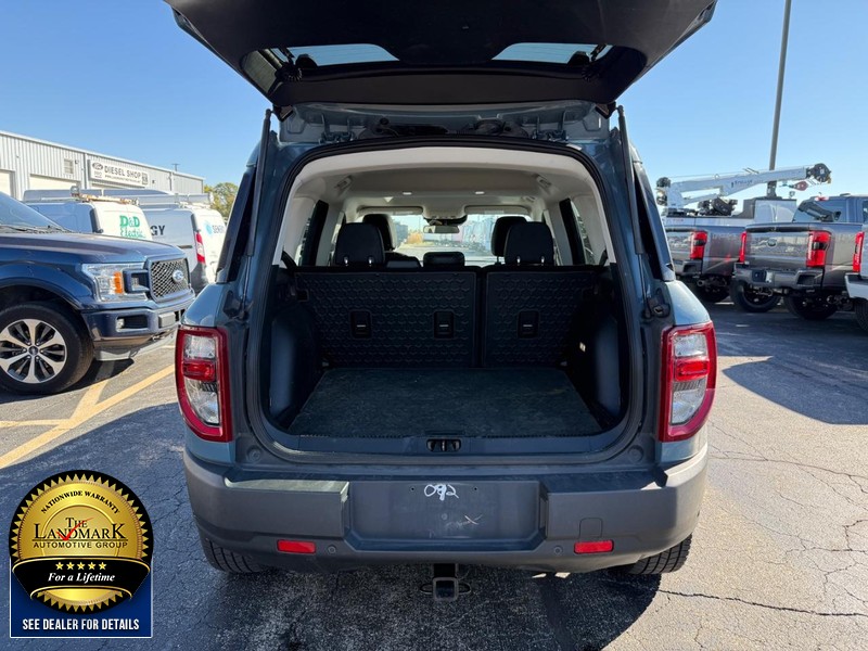 Ford Bronco Sport Vehicle Full-screen Gallery Image 20