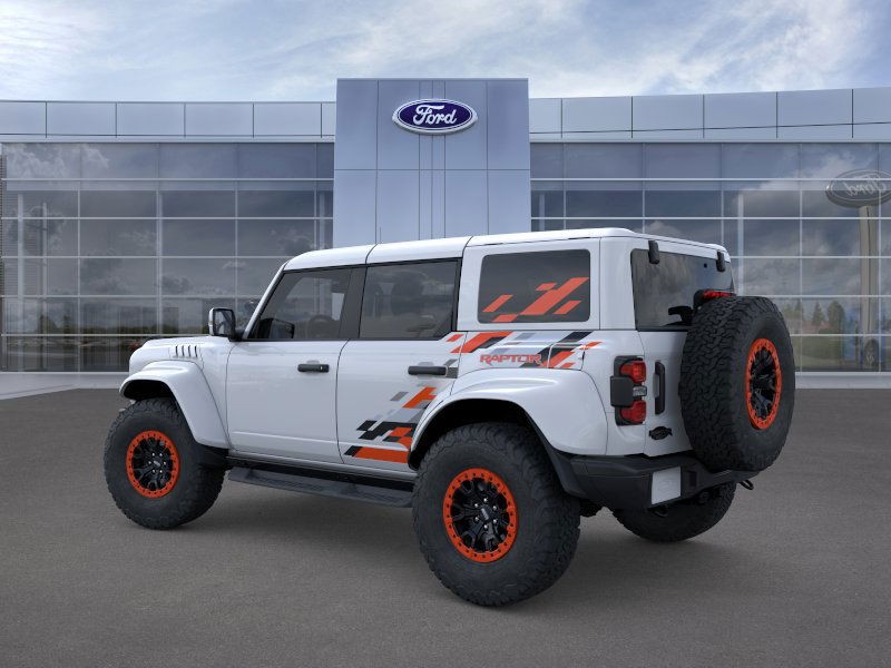 Ford Bronco Vehicle Full-screen Gallery Image 4