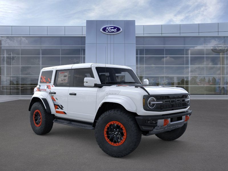 Ford Bronco Vehicle Full-screen Gallery Image 7
