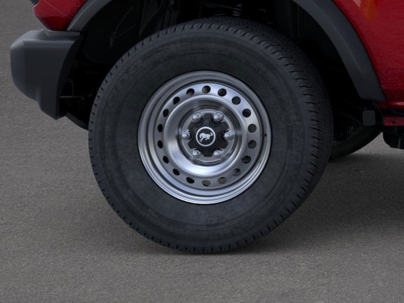 Ford Bronco Vehicle Full-screen Gallery Image 21