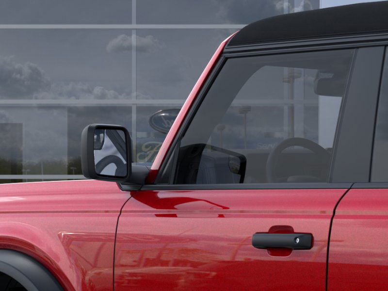 Ford Bronco Vehicle Full-screen Gallery Image 22