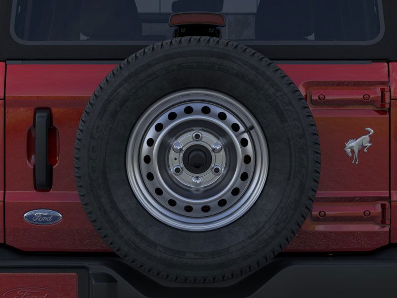 Ford Bronco Vehicle Full-screen Gallery Image 24