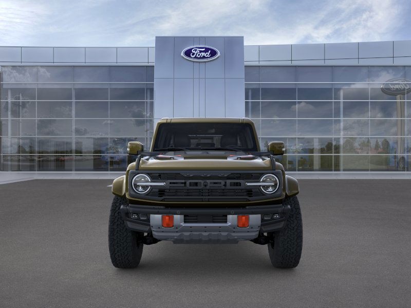 Ford Bronco Vehicle Full-screen Gallery Image 6