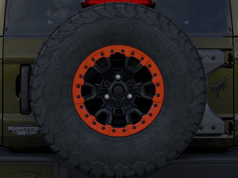 Ford Bronco Vehicle Full-screen Gallery Image 24