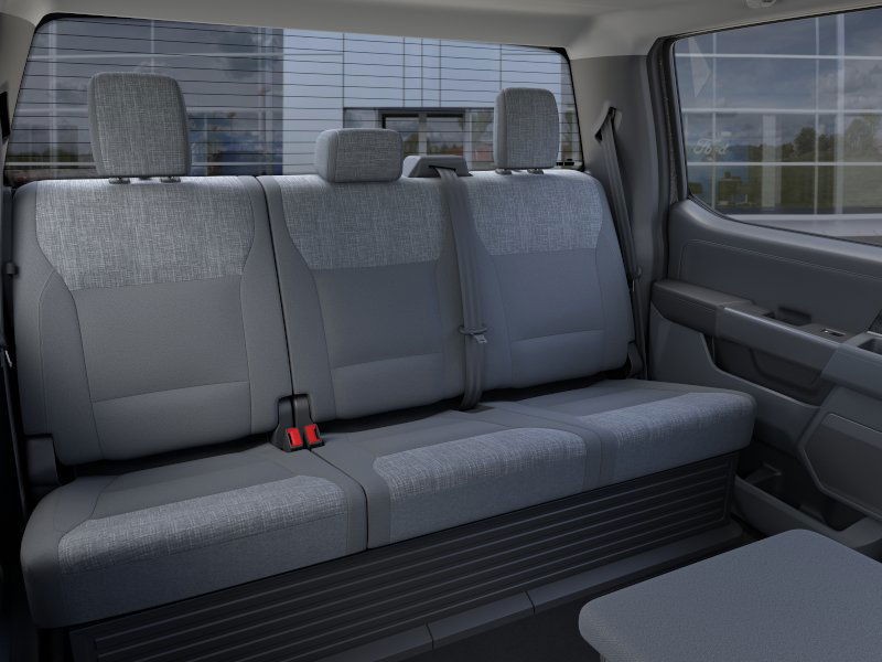 Ford W2B Vehicle Full-screen Gallery Image 11