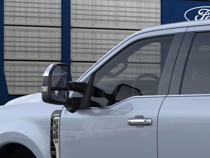 Ford W3B Vehicle Full-screen Gallery Image 20