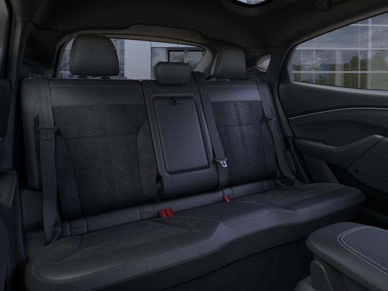 Ford K4S Vehicle Full-screen Gallery Image 11