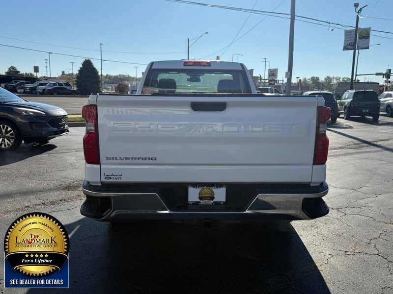 Chevrolet Silverado 1500 Vehicle Full-screen Gallery Image 7
