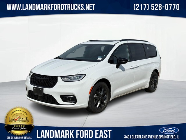 Chrysler Pacifica Limited - Springfield IL