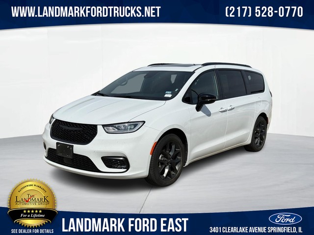 Chrysler Pacifica Limited - Springfield IL