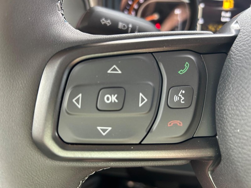 Jeep Wrangler Vehicle Full-screen Gallery Image 6