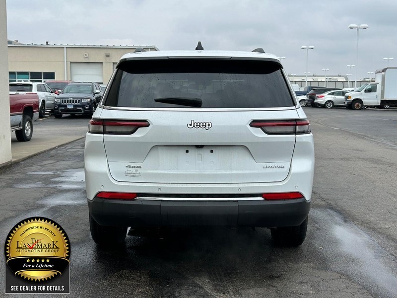 Jeep Grand Cherokee L Vehicle Full-screen Gallery Image 7