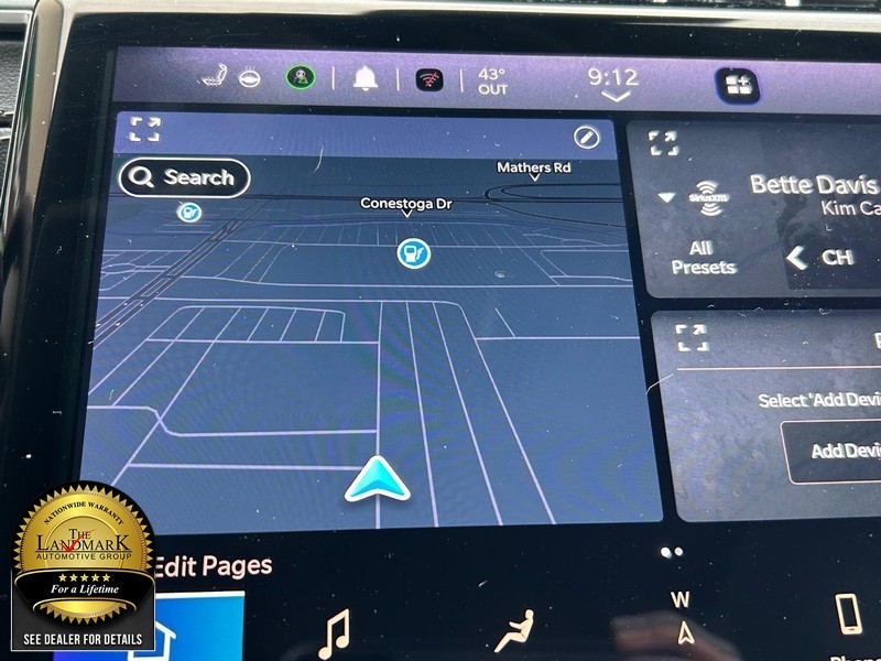 Jeep Grand Cherokee L Vehicle Full-screen Gallery Image 15