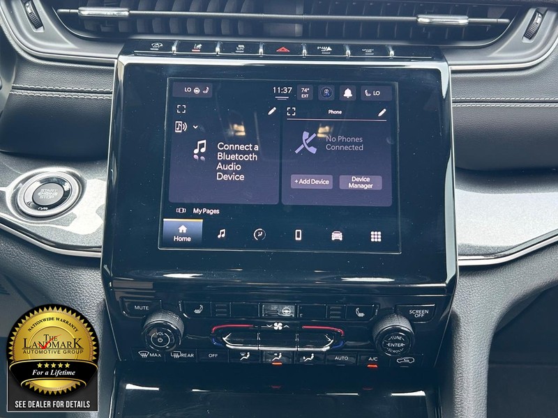 Jeep Grand Cherokee L Vehicle Full-screen Gallery Image 20