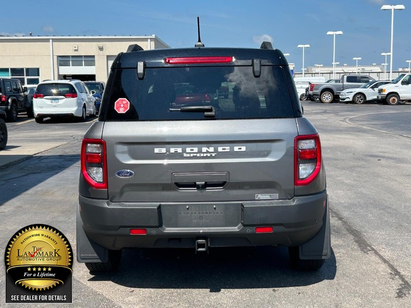 Ford Bronco Sport Vehicle Full-screen Gallery Image 6