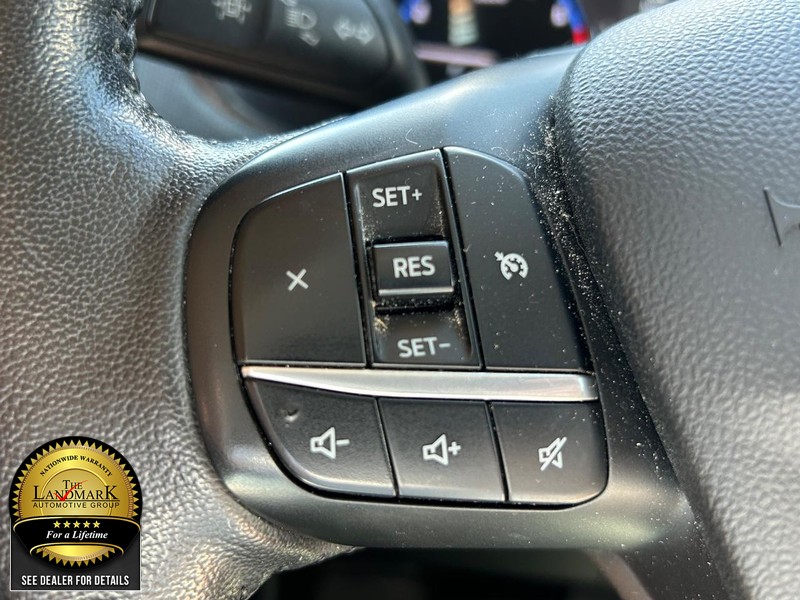 Ford Bronco Sport Vehicle Full-screen Gallery Image 10