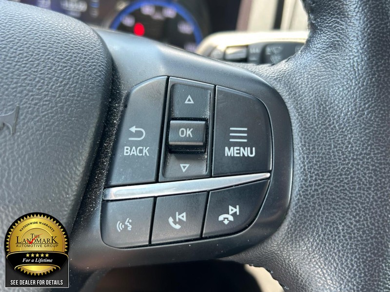 Ford Bronco Sport Vehicle Full-screen Gallery Image 11