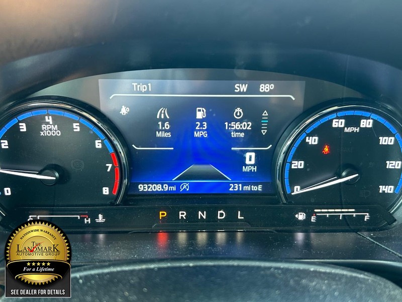 Ford Bronco Sport Vehicle Full-screen Gallery Image 12