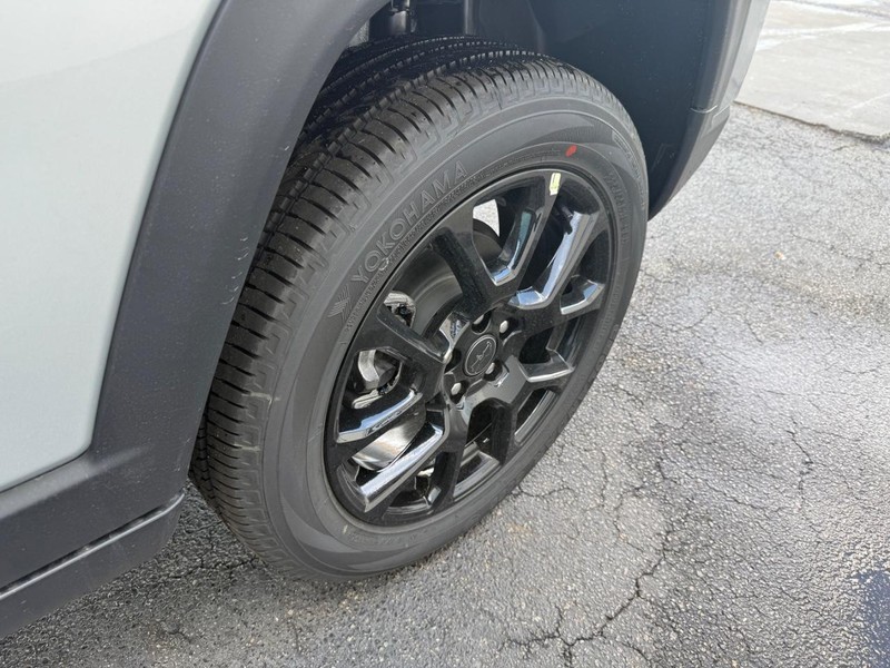 Jeep Compass Vehicle Full-screen Gallery Image 15