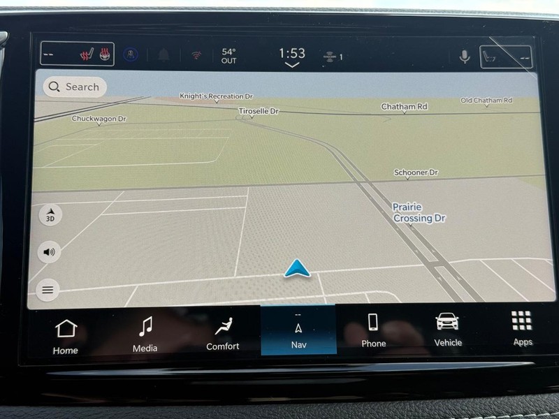 Chrysler Pacifica Vehicle Full-screen Gallery Image 10