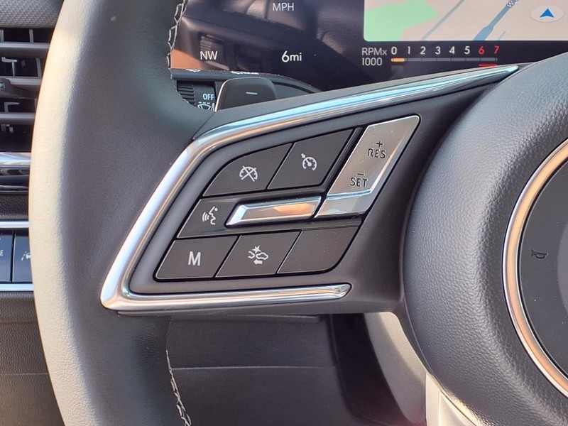 Buick Envision Vehicle Full-screen Gallery Image 8
