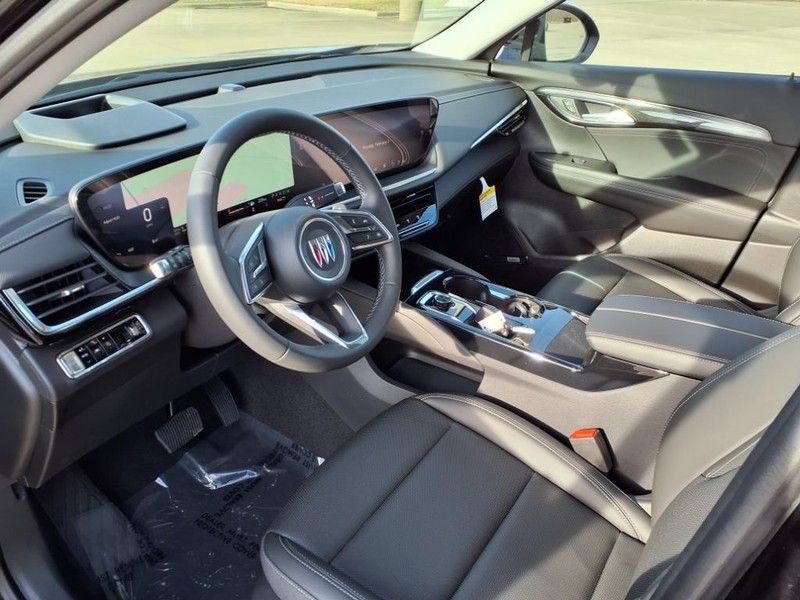 Buick Envision Vehicle Full-screen Gallery Image 12