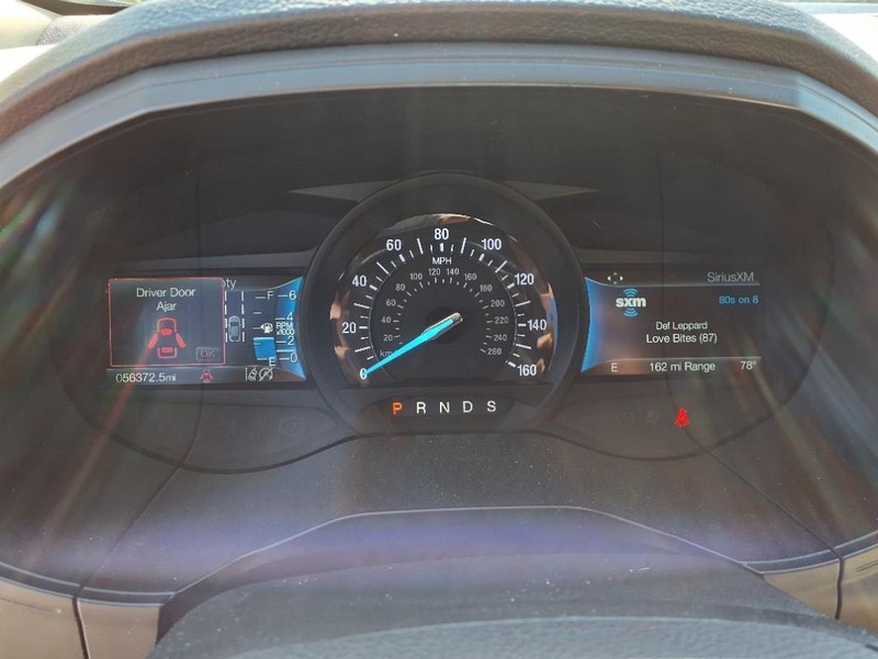 Ford Edge Vehicle Full-screen Gallery Image 20