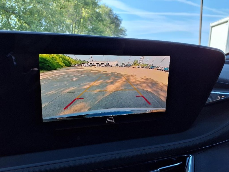 Buick Envista Vehicle Full-screen Gallery Image 9
