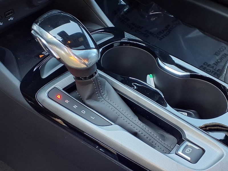 Buick Envista Vehicle Full-screen Gallery Image 11