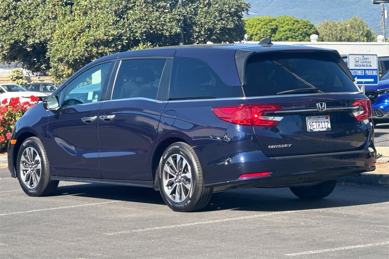 Honda Odyssey Vehicle Full-screen Gallery Image 05