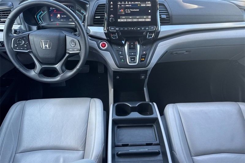 Honda Odyssey Vehicle Full-screen Gallery Image 12