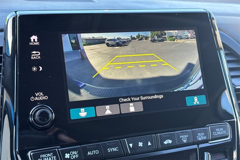 Honda Odyssey Vehicle Full-screen Gallery Image 19