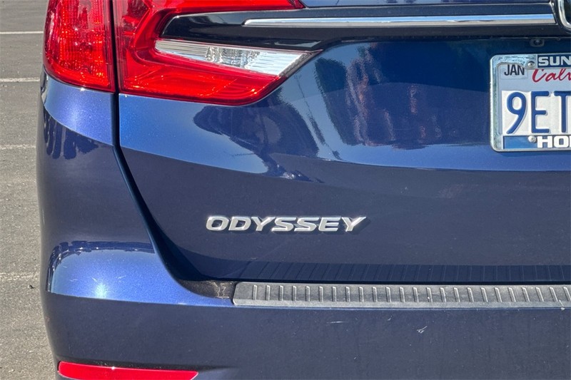 Honda Odyssey Vehicle Full-screen Gallery Image 27
