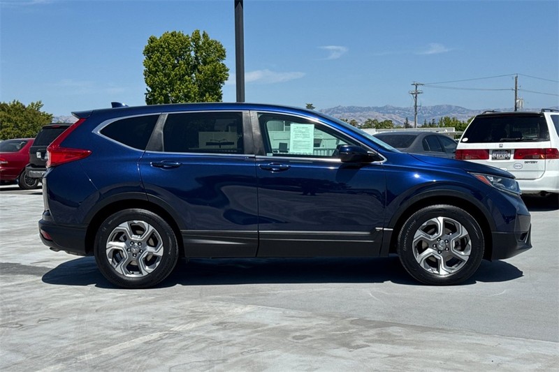Honda CR-V Vehicle Full-screen Gallery Image 02