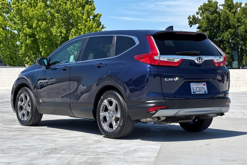 Honda CR-V Vehicle Full-screen Gallery Image 05