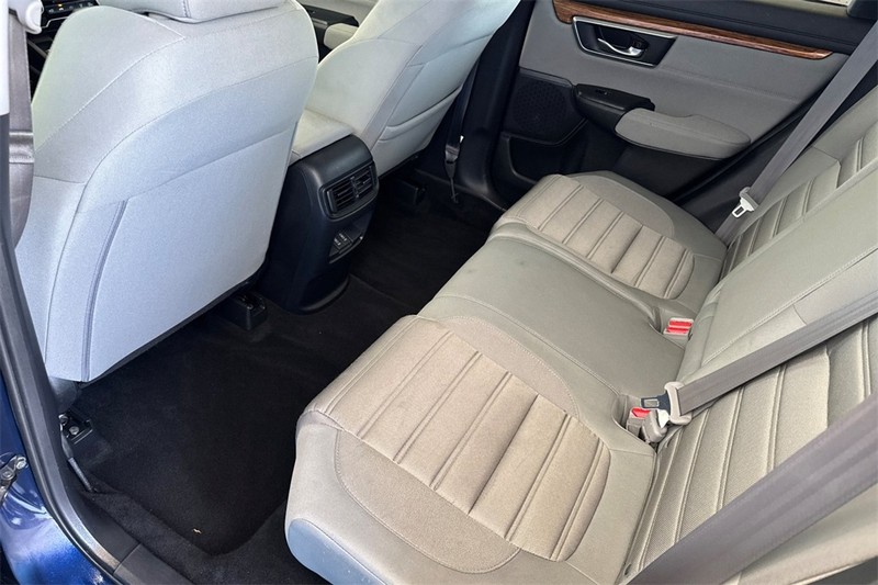 Honda CR-V Vehicle Full-screen Gallery Image 11