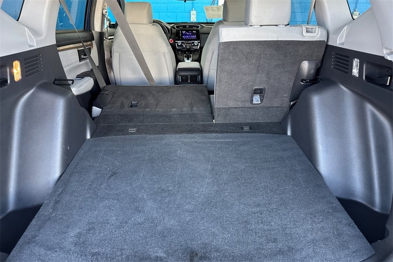 Honda CR-V Vehicle Full-screen Gallery Image 14