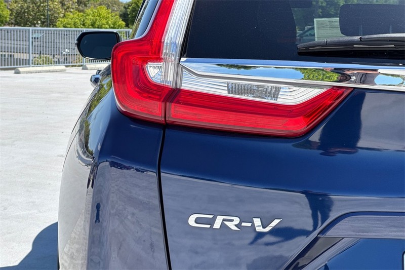 Honda CR-V Vehicle Full-screen Gallery Image 26