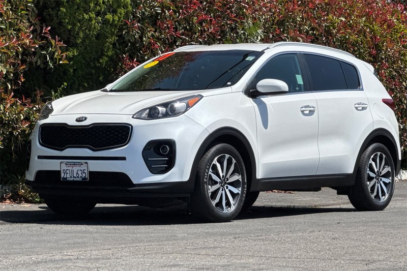Kia Sportage Vehicle Full-screen Gallery Image 07