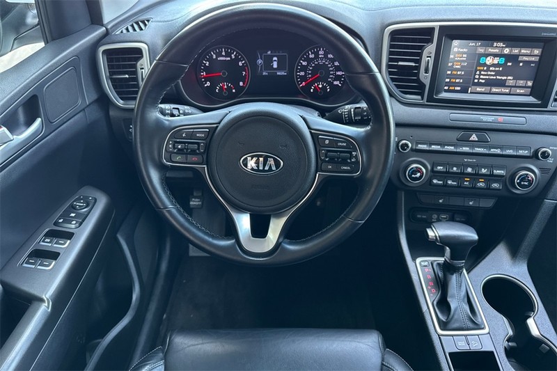 Kia Sportage Vehicle Full-screen Gallery Image 13