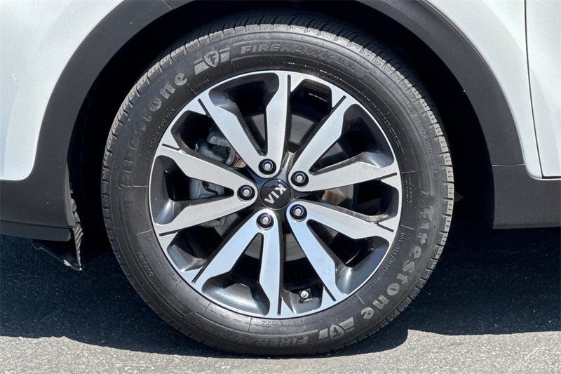 Kia Sportage Vehicle Full-screen Gallery Image 25